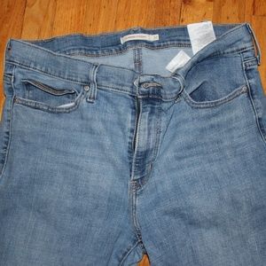 Blue Levis Jeans